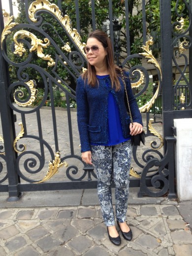 look-blue1