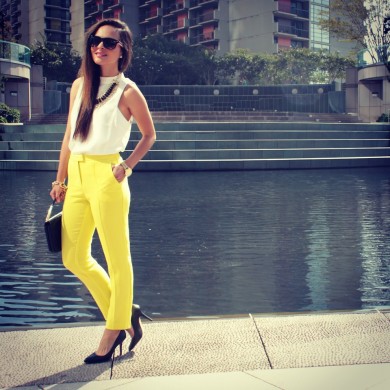 look-yellow3