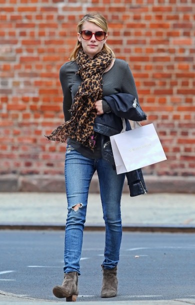destroyed-denim-Emma-Roberts