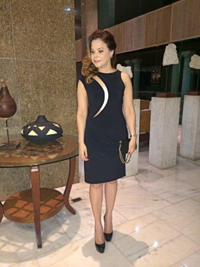 look-black-dress
