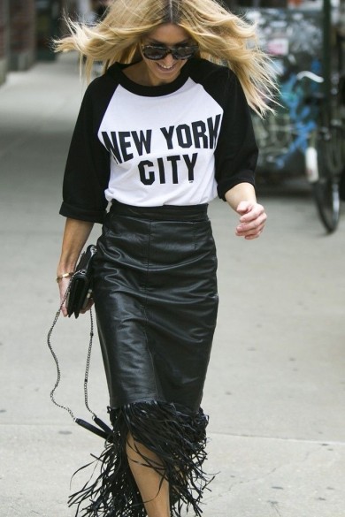 fringes-leather-tshirt-look