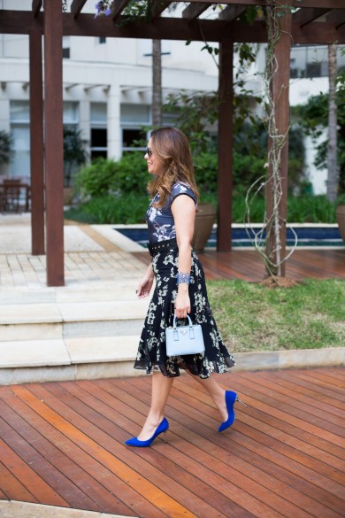 { Michele - look 1 }-3