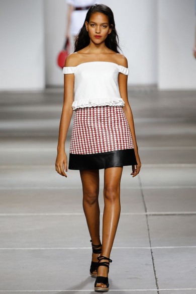 shoulder-top-look-