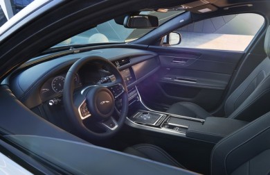 jag_new_xf_s_interior_